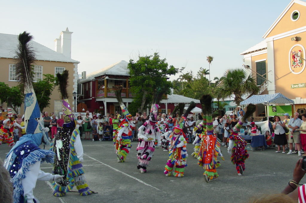 Gombey_dancers_Bermuda